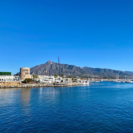 Luxury Puerto Banus Penthouse With Parking & Wi-Fi Leilighet Marbella Eksteriør bilde