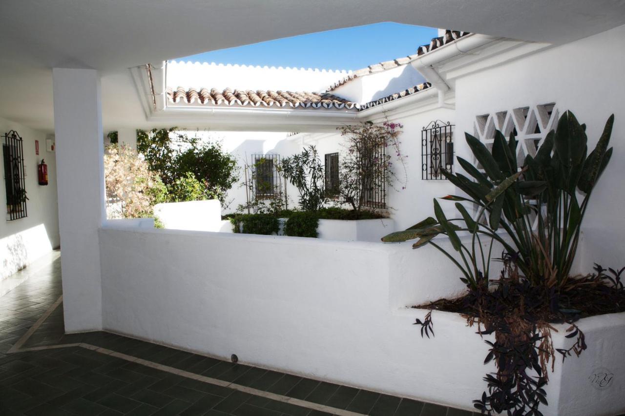 Luxury Puerto Banus Penthouse With Parking & Wi-Fi Leilighet Marbella Eksteriør bilde