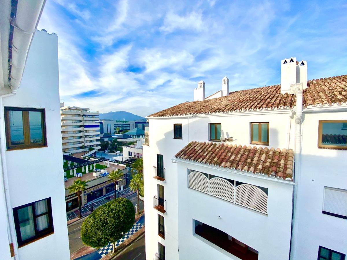 Luxury Puerto Banus Penthouse With Parking & Wi-Fi Leilighet Marbella Eksteriør bilde
