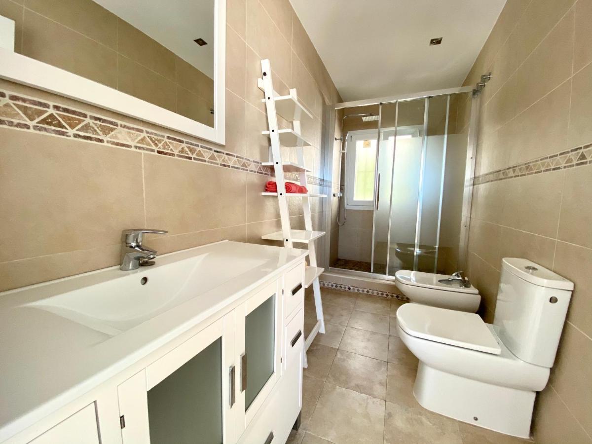 Luxury Puerto Banus Penthouse With Parking & Wi-Fi Leilighet Marbella Eksteriør bilde